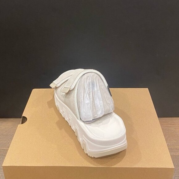 Ugg Light Beige Captrail Strap Slide Sandals Shoes Heels Flats NEW - Picture 3 of 4